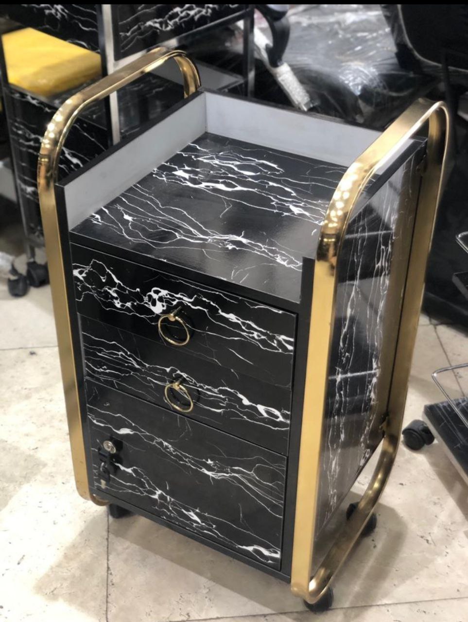 ترولی آرایشگاهی